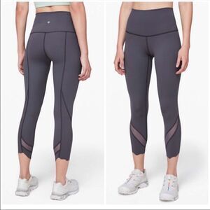 Lululemon Wunder Under Crop II Roll Down Scallop Luxtreme 24”
